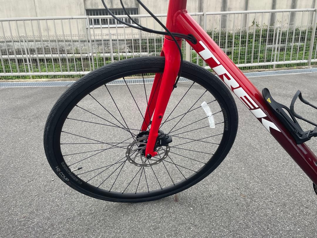 送料無料　トレックFX3 TREK