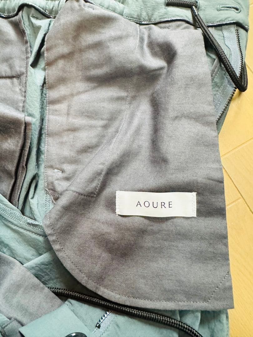 アウール　セットアップ　ストレッチナイロン　ブルーグリーン　M