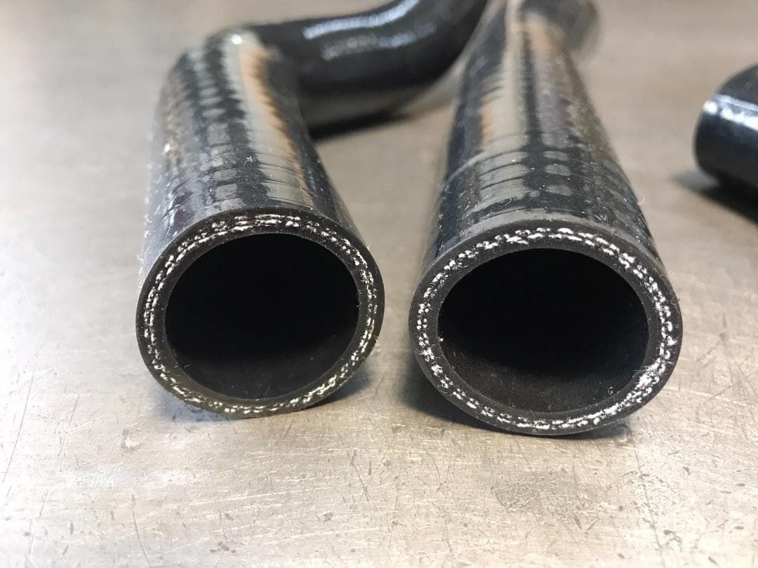 Gpz900R ラジエターシリコンホース　ホースパンド付き