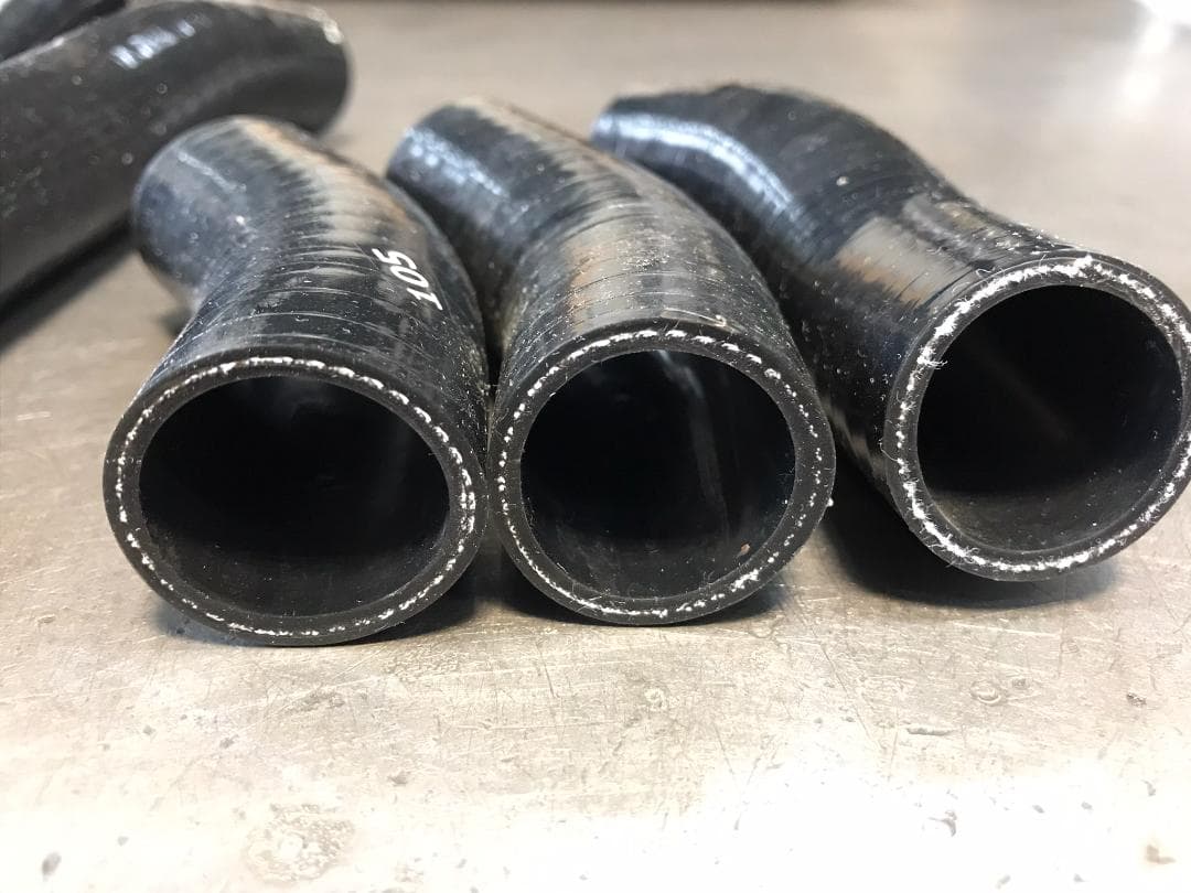 Gpz900R ラジエターシリコンホース　ホースパンド付き