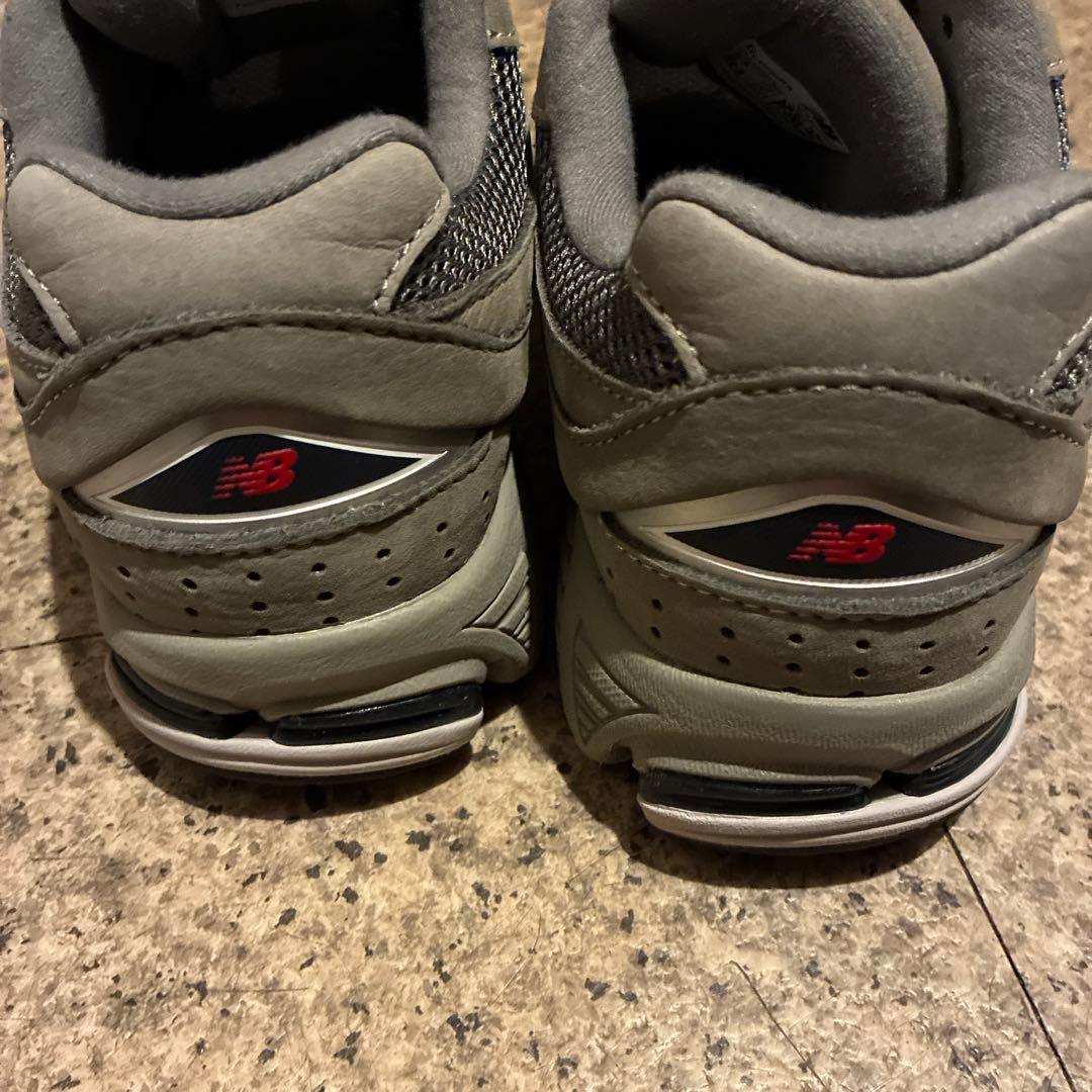 ニューバランス2002R 24.5センチ