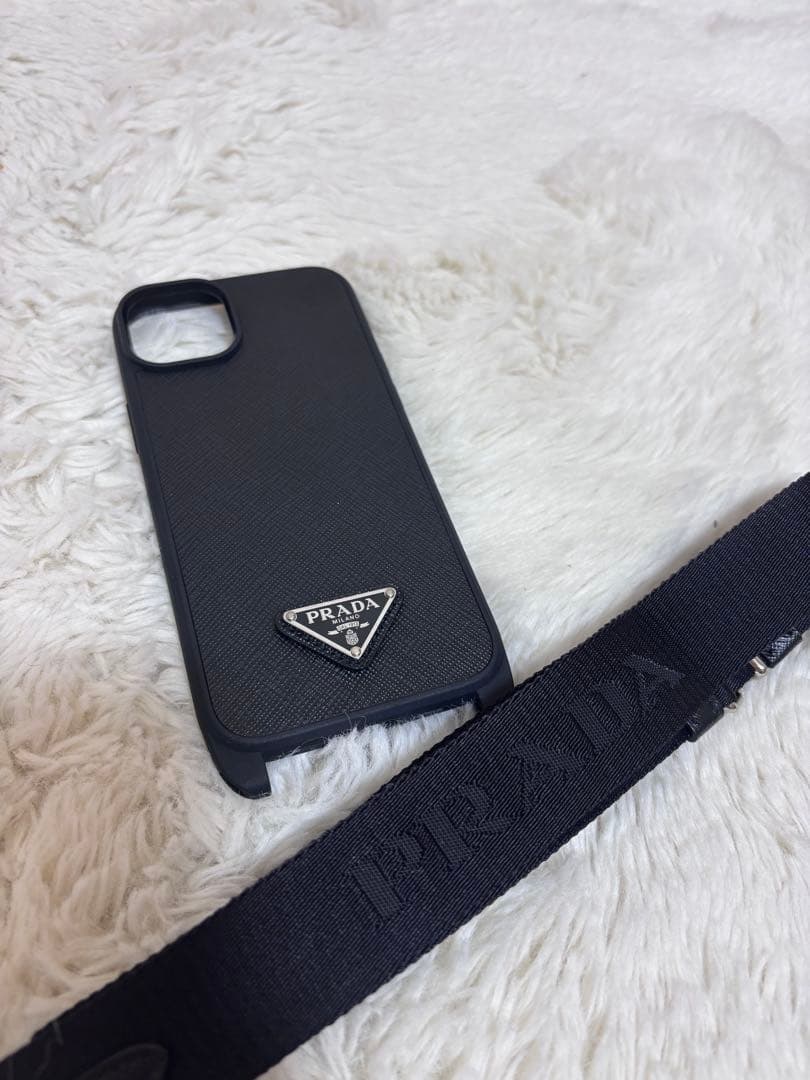 PRADA iPhone15Plus ケース