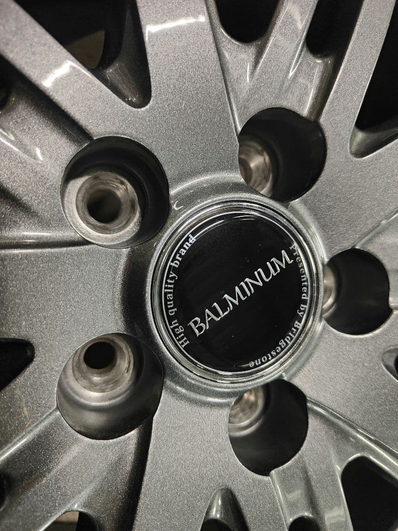 【送料無料！】16インチ ブリヂストン製 5穴PCD100 ほぼ未使用美品！