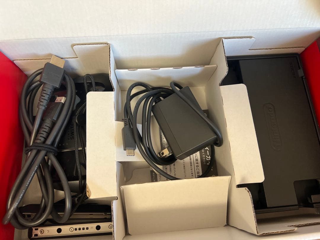 美品 Nintendo Switch 本体