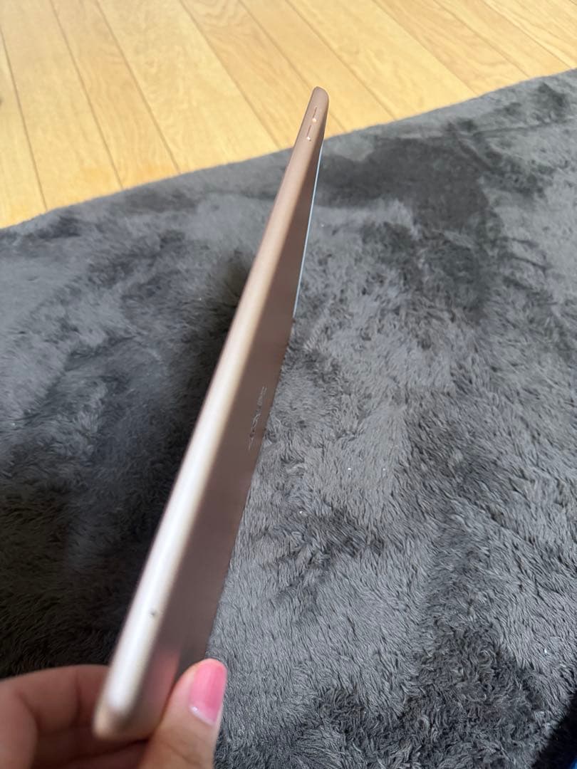 iPad 第8世代 128gb WiFi+Cellular ゴールド