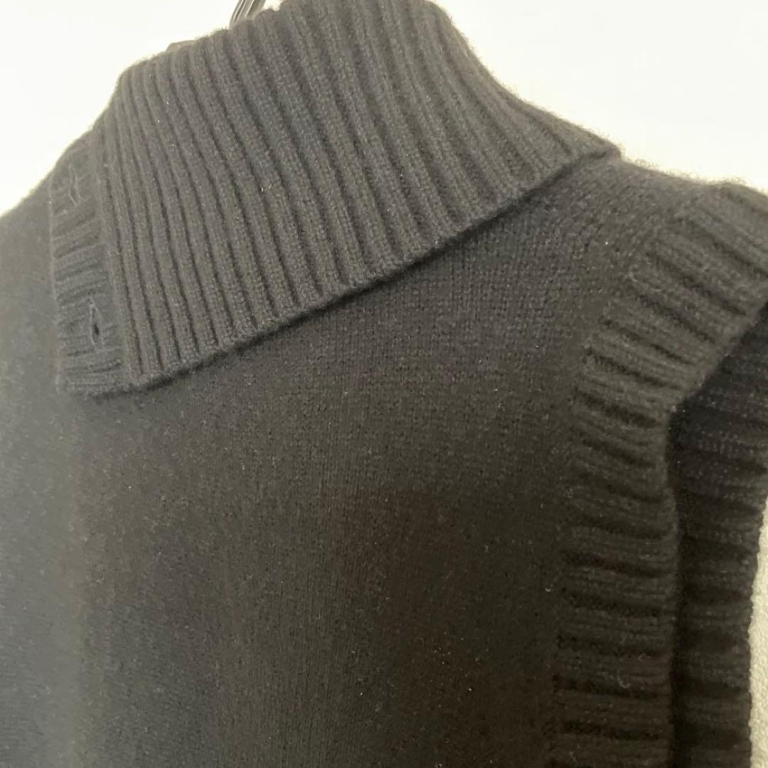 バーバリーロンドン　黒　LL カシミヤ混ハイネックベスト　大きなサイズ