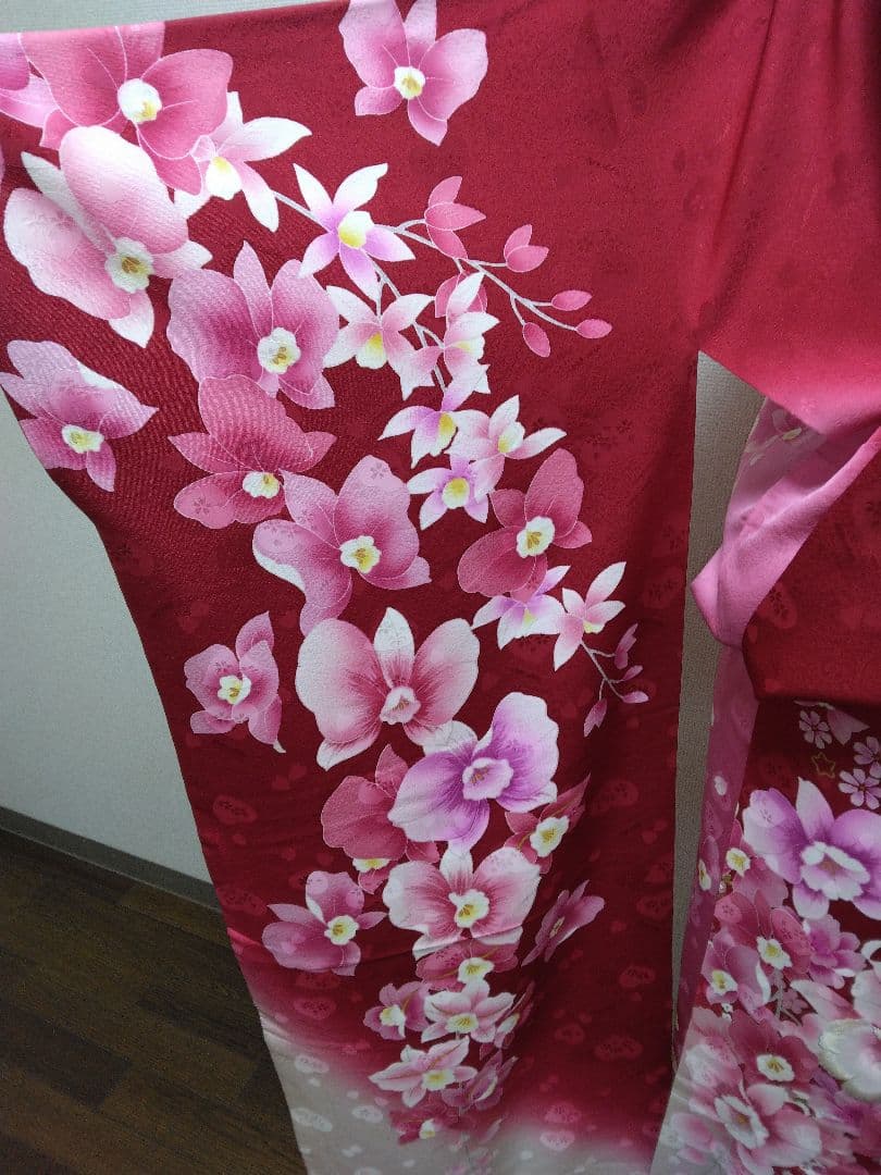 赤い花柄振袖正絹