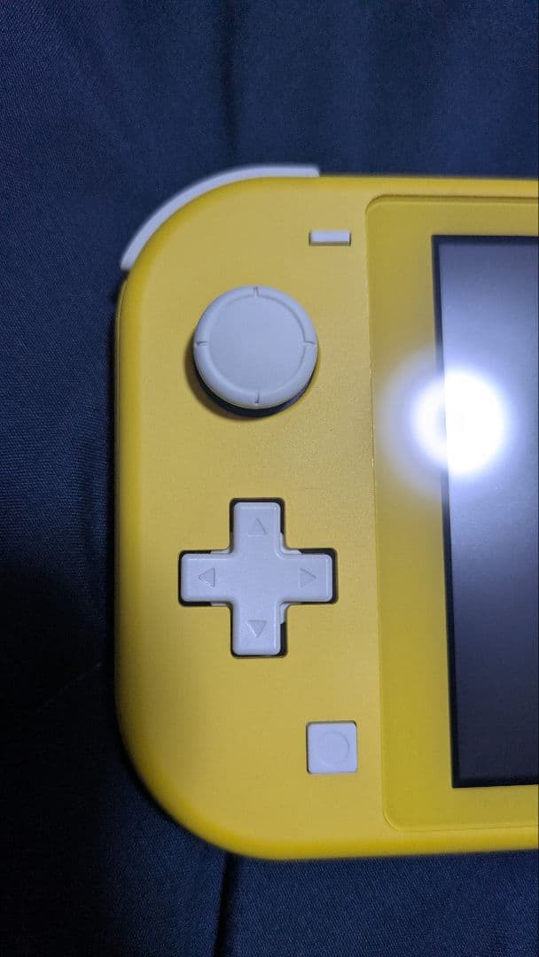Nintendo Switch Lite イエロー 本体 充電器なし