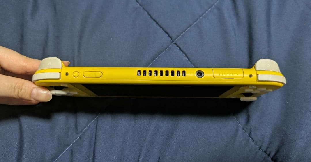 Nintendo Switch Lite イエロー 本体 充電器なし