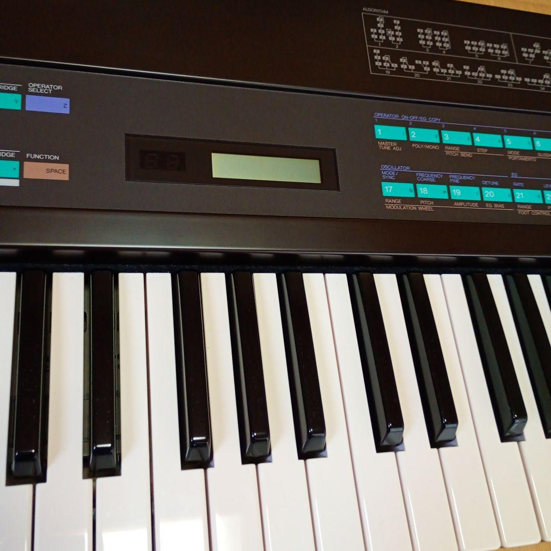 超美品 Yamaha DX7 アナログシンセ ハードケース付