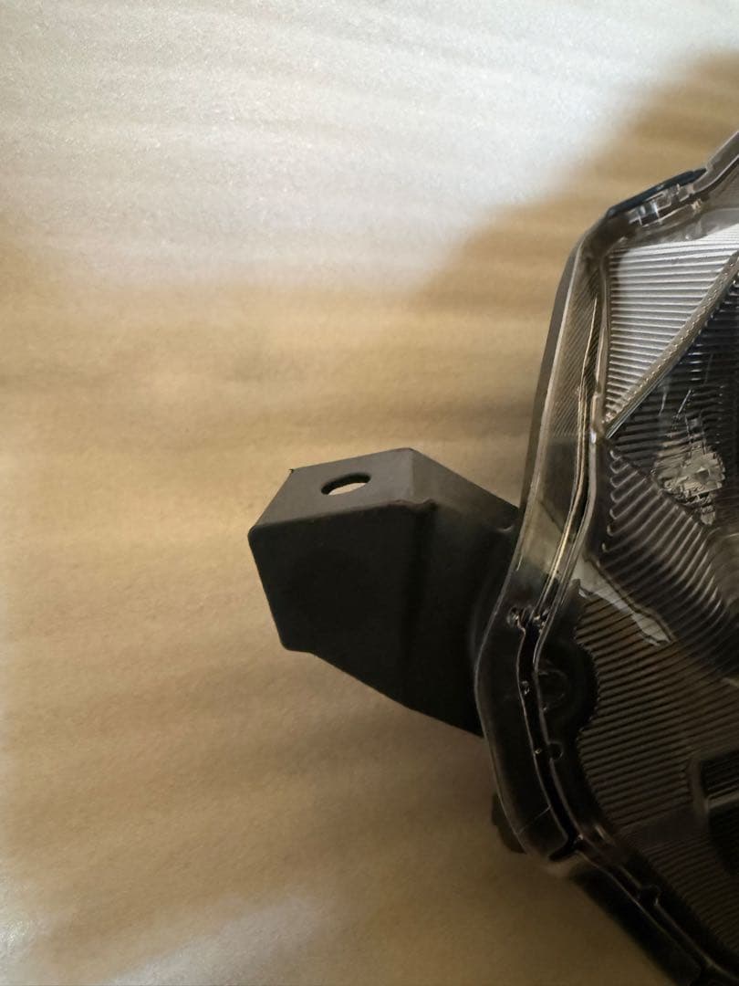 デリカミニ　LEDヘッドライト左