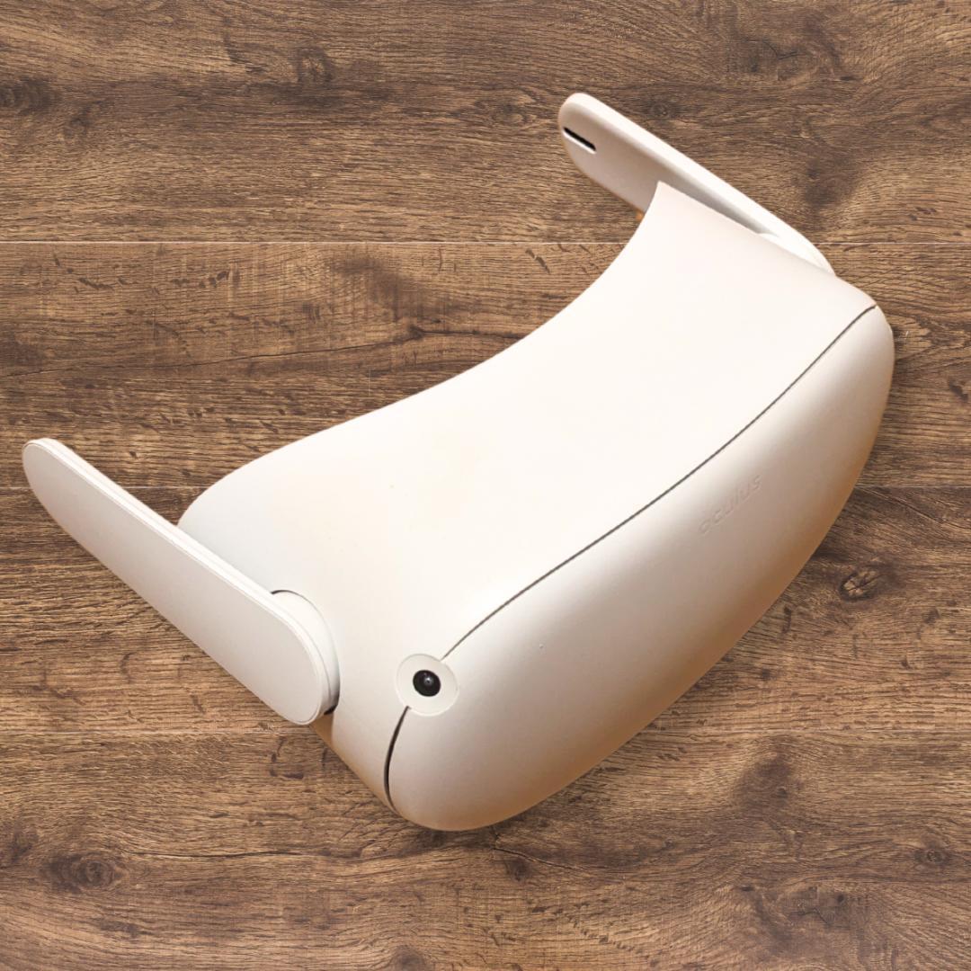 【美品】 Quest 2 （)本体【動作確認済】