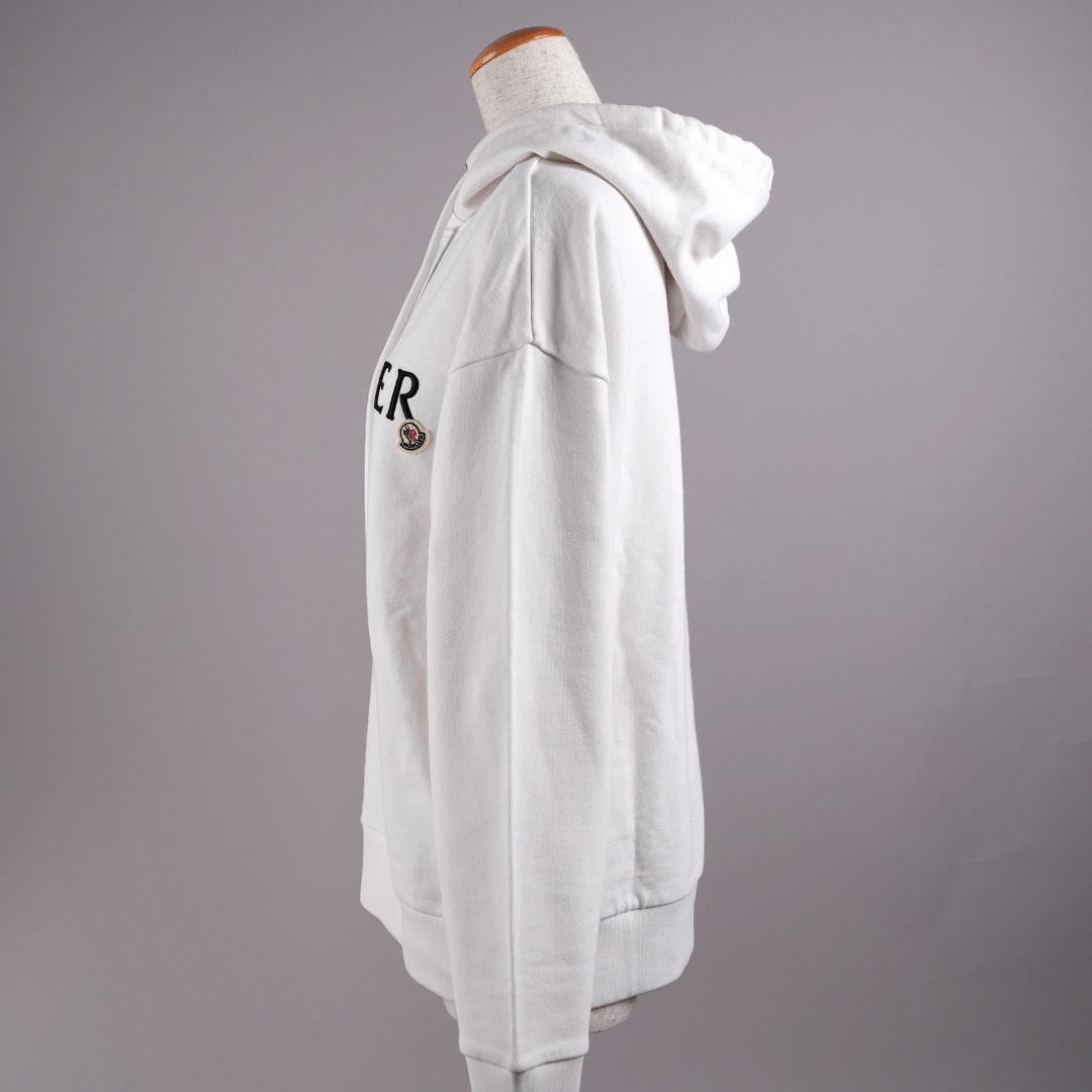 58☆琉球　極美品・タグ付】モンクレール パーカー サイズXS レディース