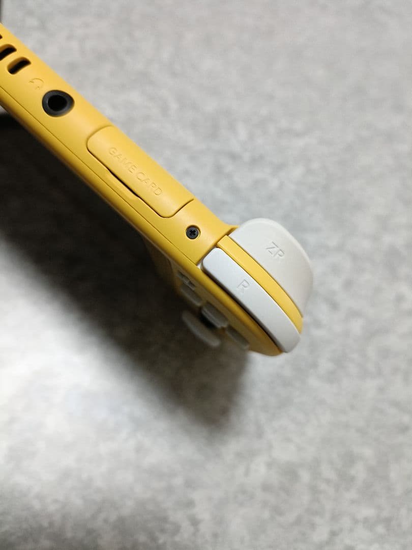 【専用ケース付】Nintendo Switch Lite イエロー