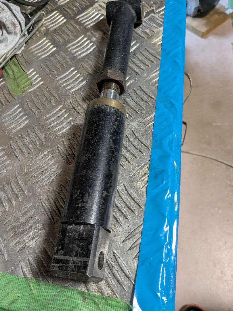 アメリカンドラッガーズ　tw200 tw225