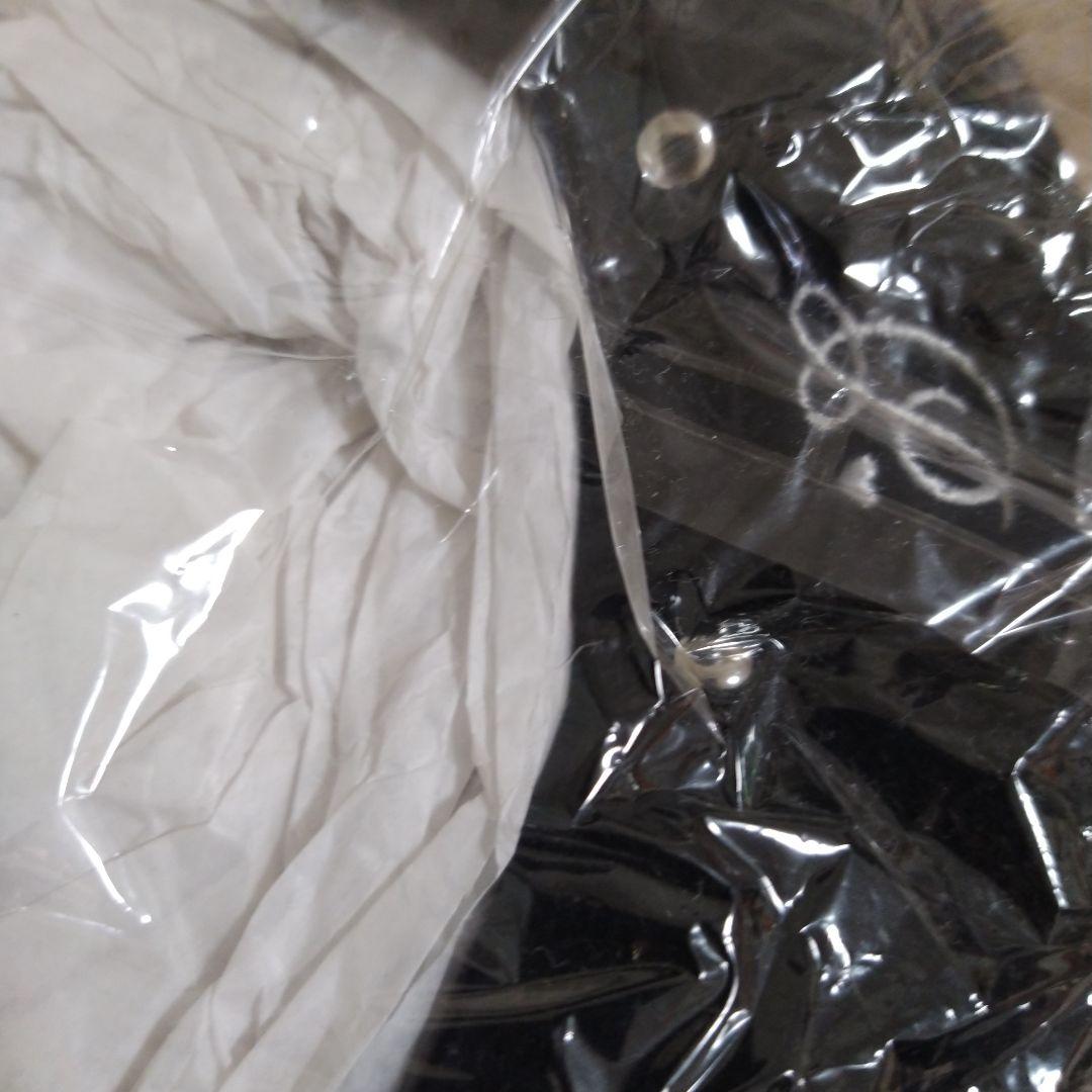 新品未使用　pium　ロゴビジュースタッズベレー　ブラック　初販品　レア