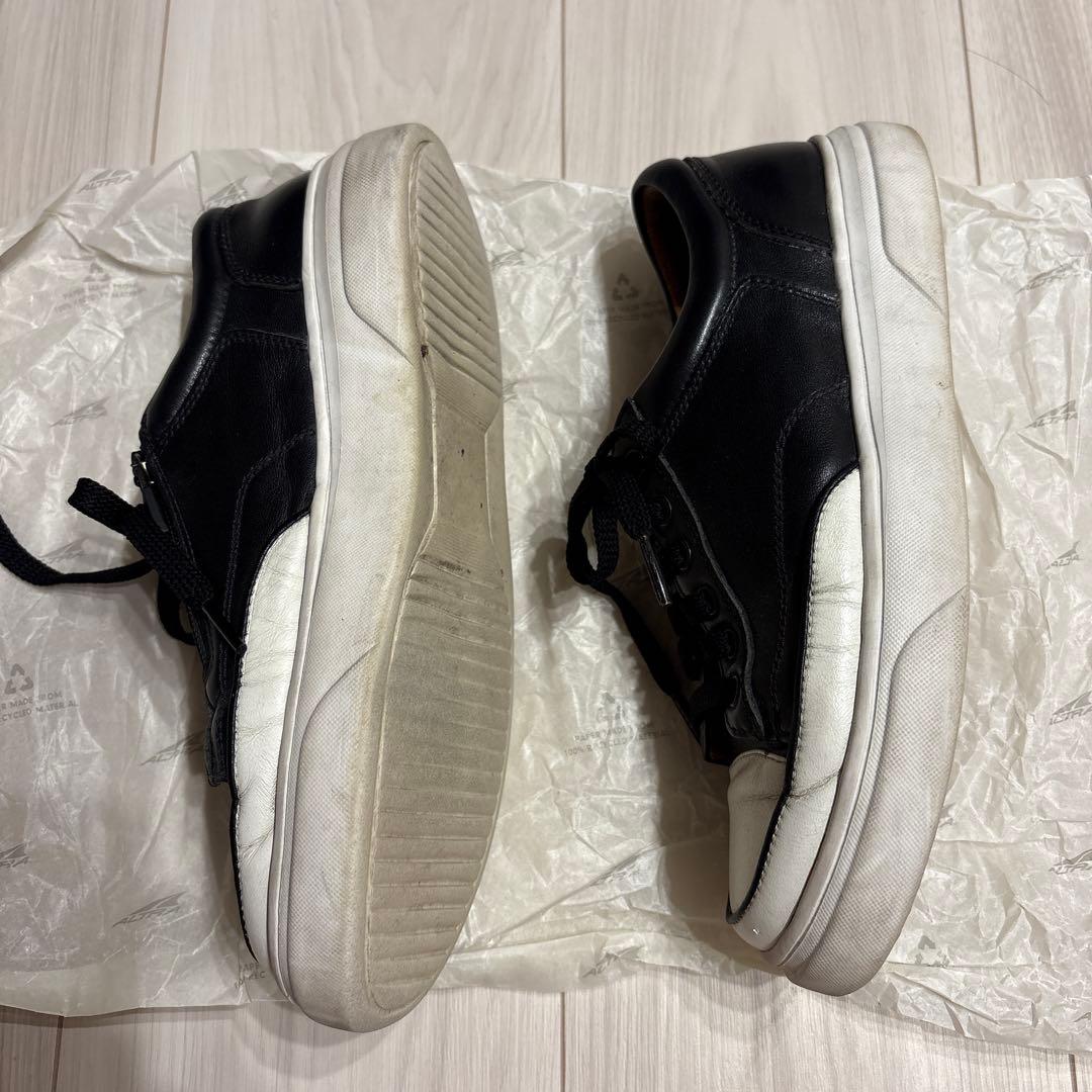 BENESU ベネシュ レザースニーカー　23cm