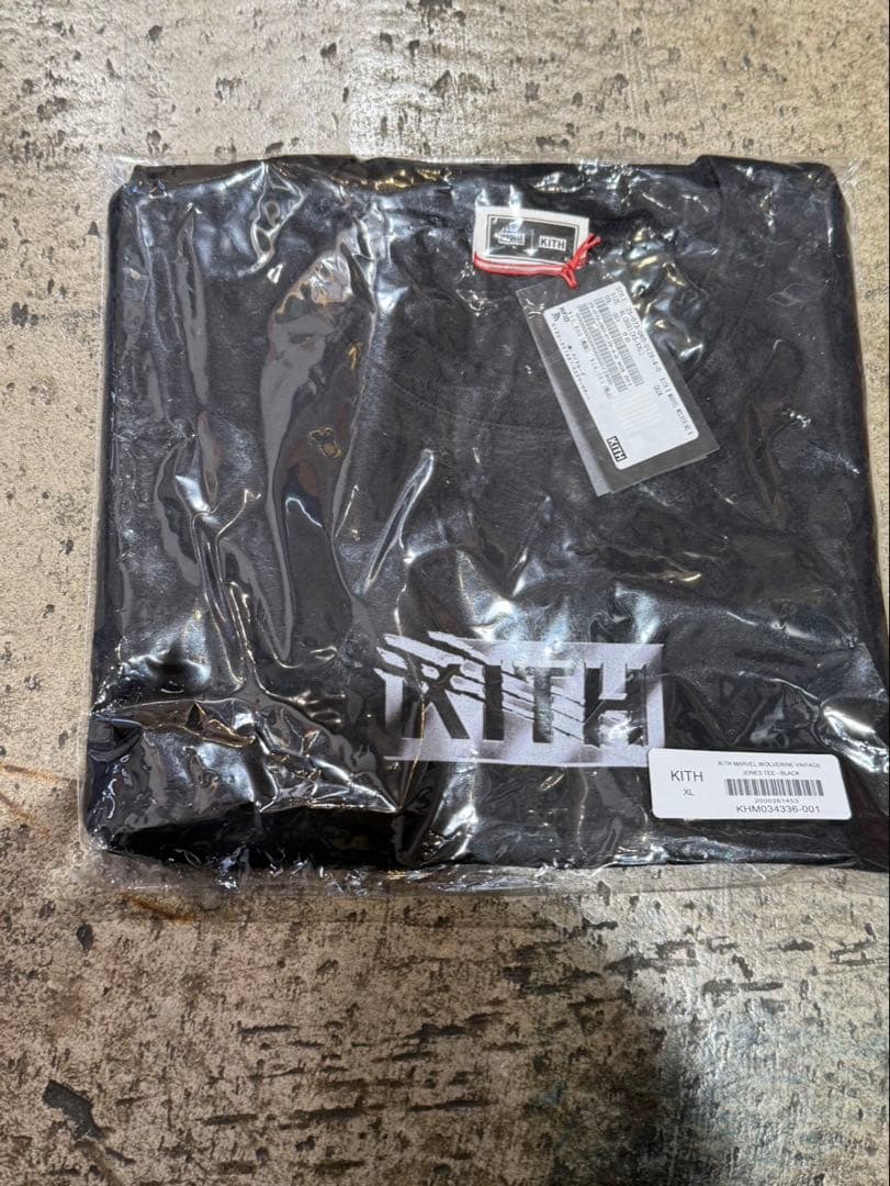 トップス Kith x Marvel Wolverine Vintage Tee XL