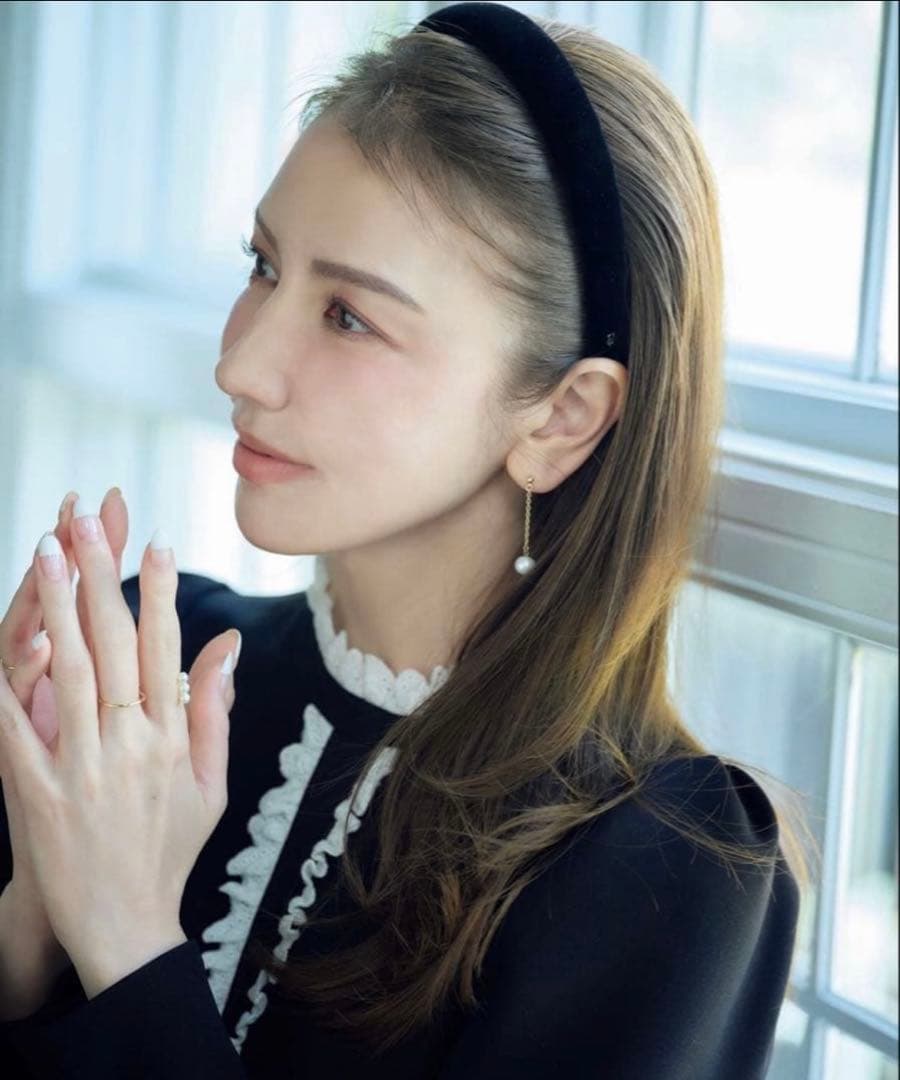 新品ALEXANDRE DE PARIS ベロアカチューシャ