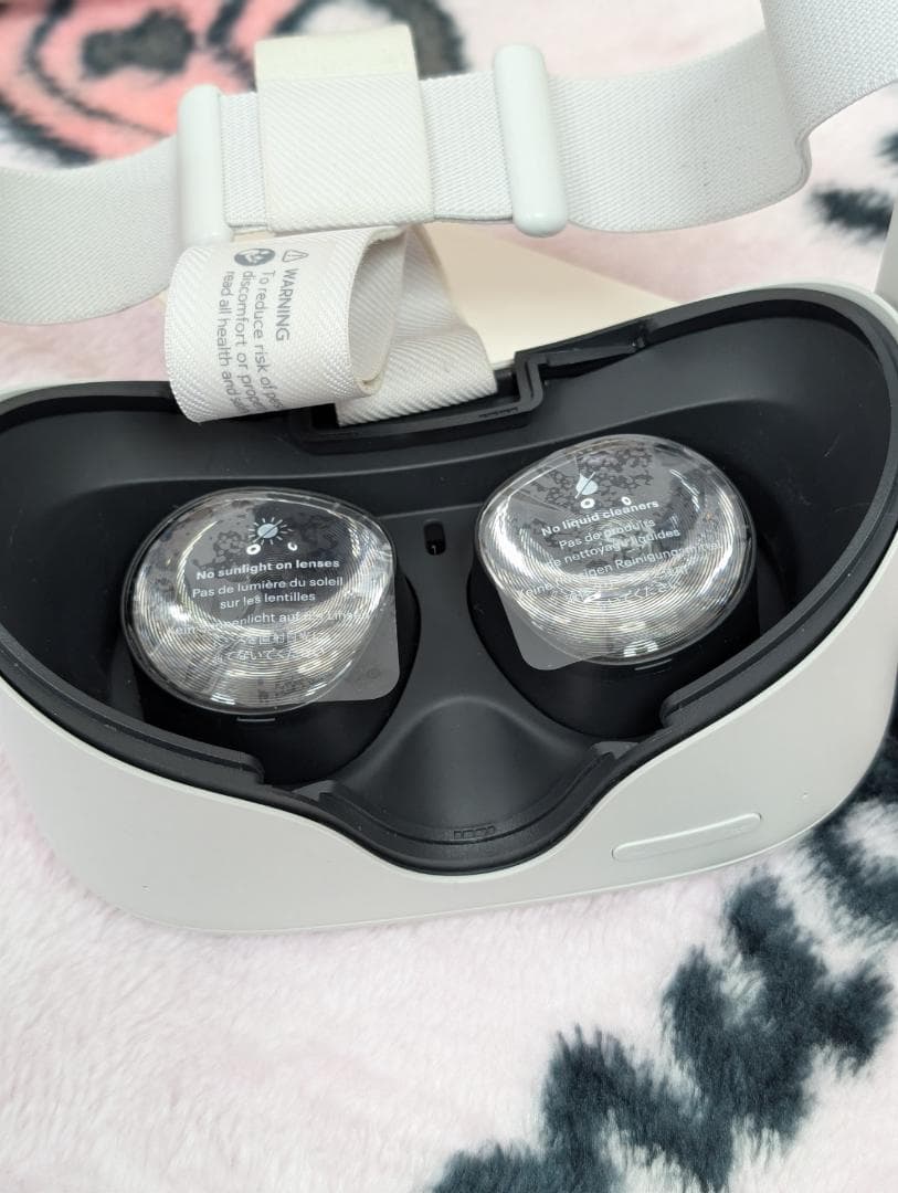 美品 Quest 2 64GBVRヘッドセット