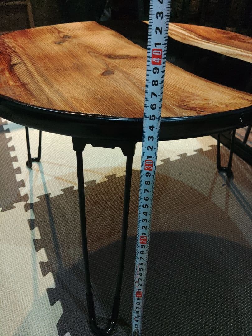 杉とブラックレジンの折り畳みローテーブル