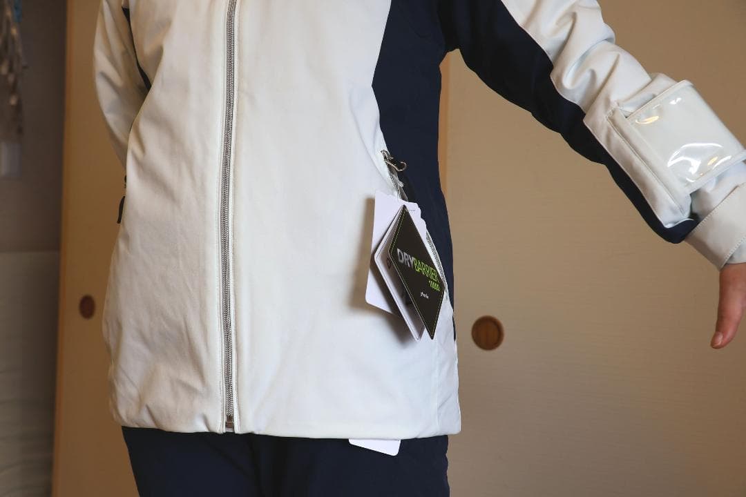 2026年未使用品◆フェニックス スキーウェア レディース上下セット