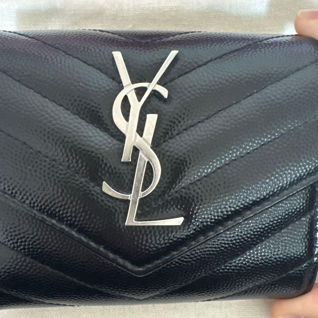 YVES SAINT LAURENT財布
