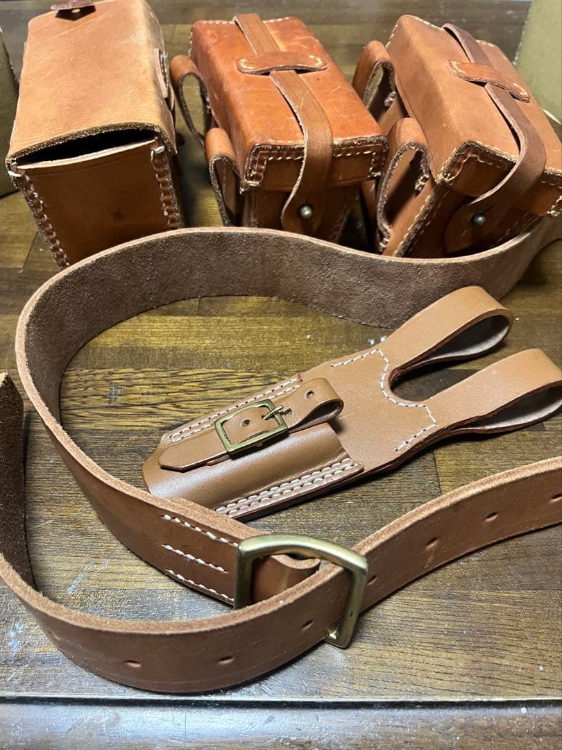 38式弾薬盒　レプリカ　剣帯付き