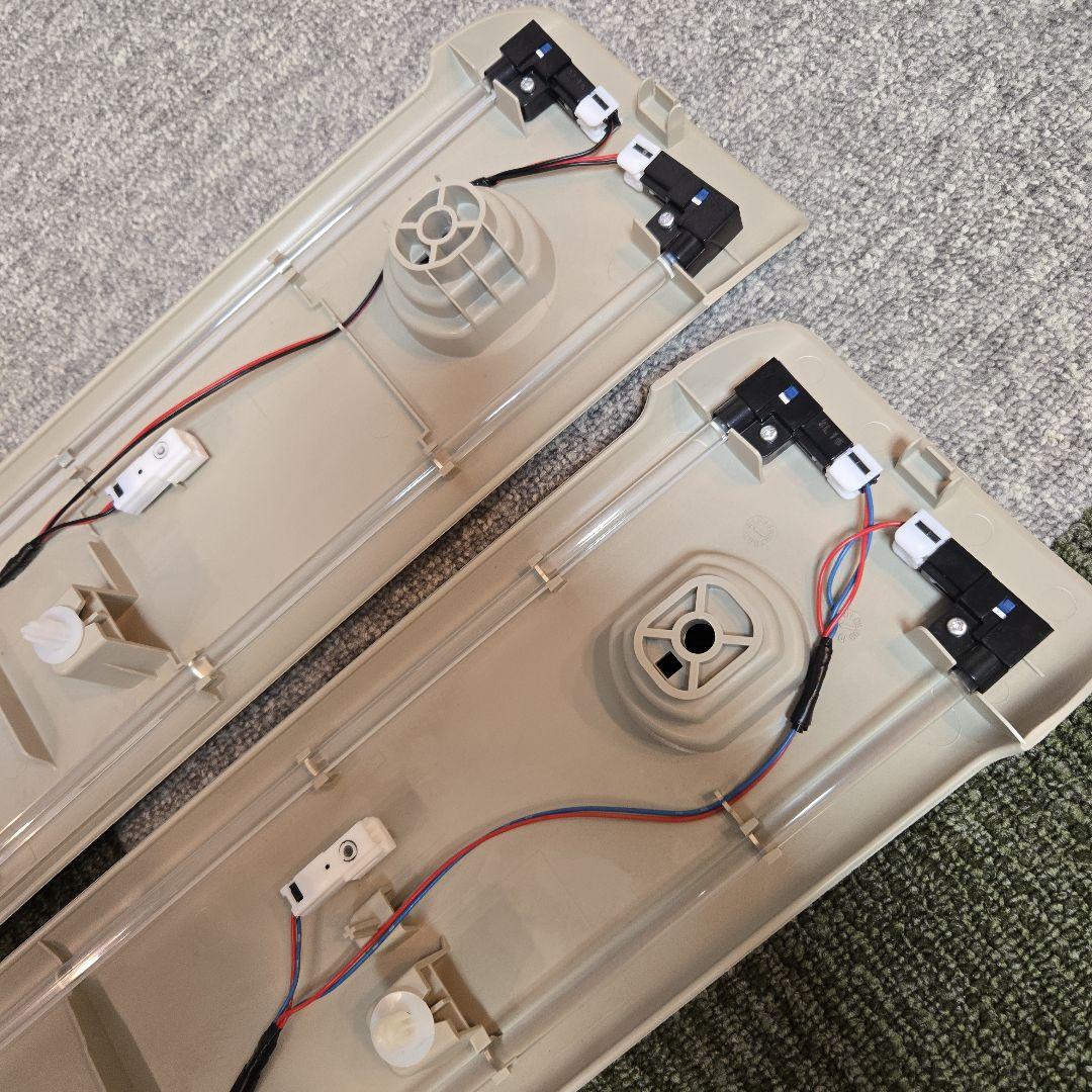 デリカD5 ヘッドラインニングガーニッシュ ブルー