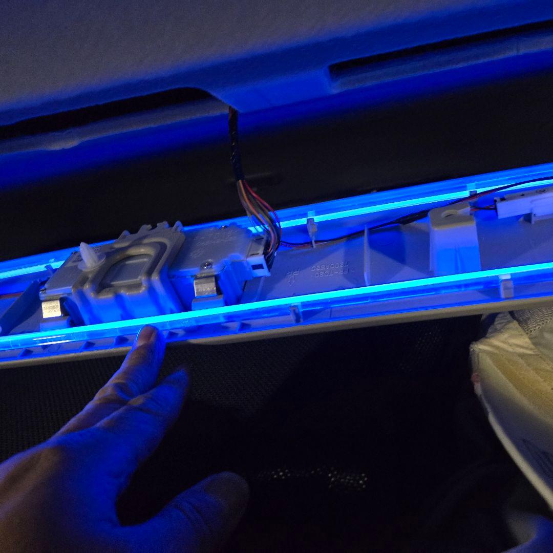 デリカD5 ヘッドラインニングガーニッシュ ブルー