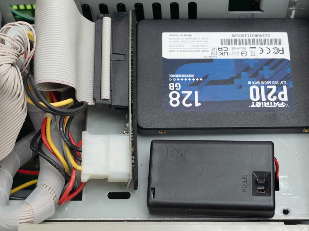 akia MicroBook Power 603e/240 MacOS互換機