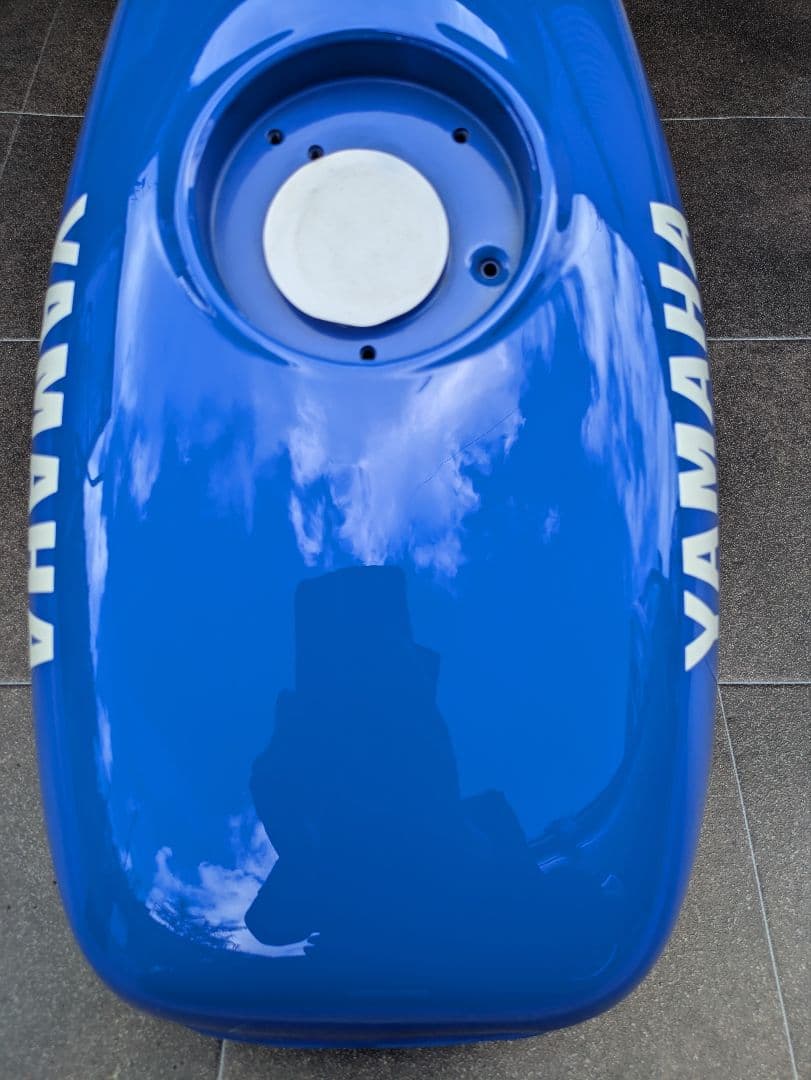 新品未使用　TZR125 タンク