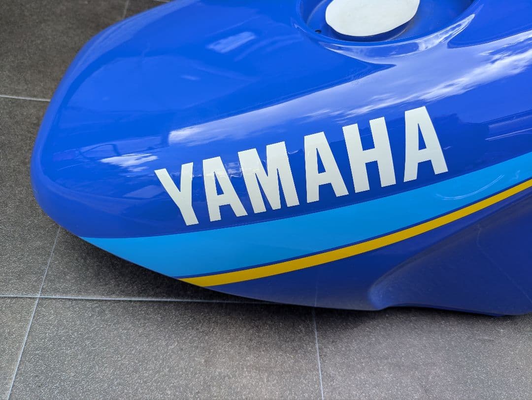 新品未使用　TZR125 タンク