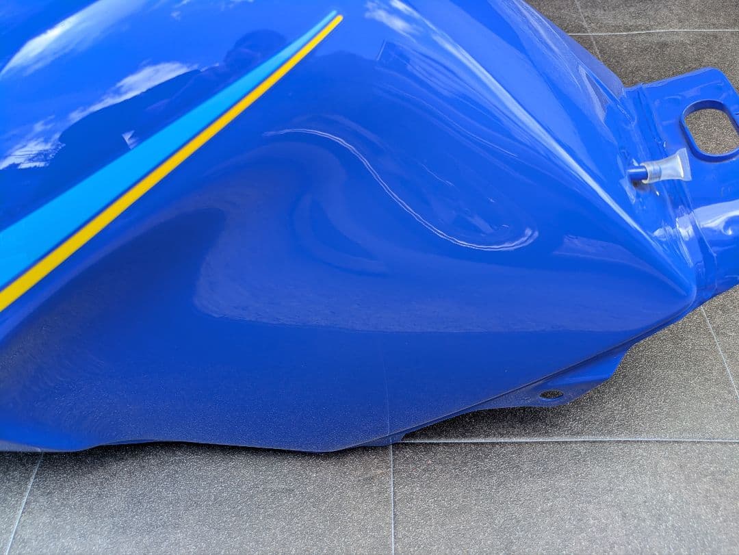 新品未使用　TZR125 タンク