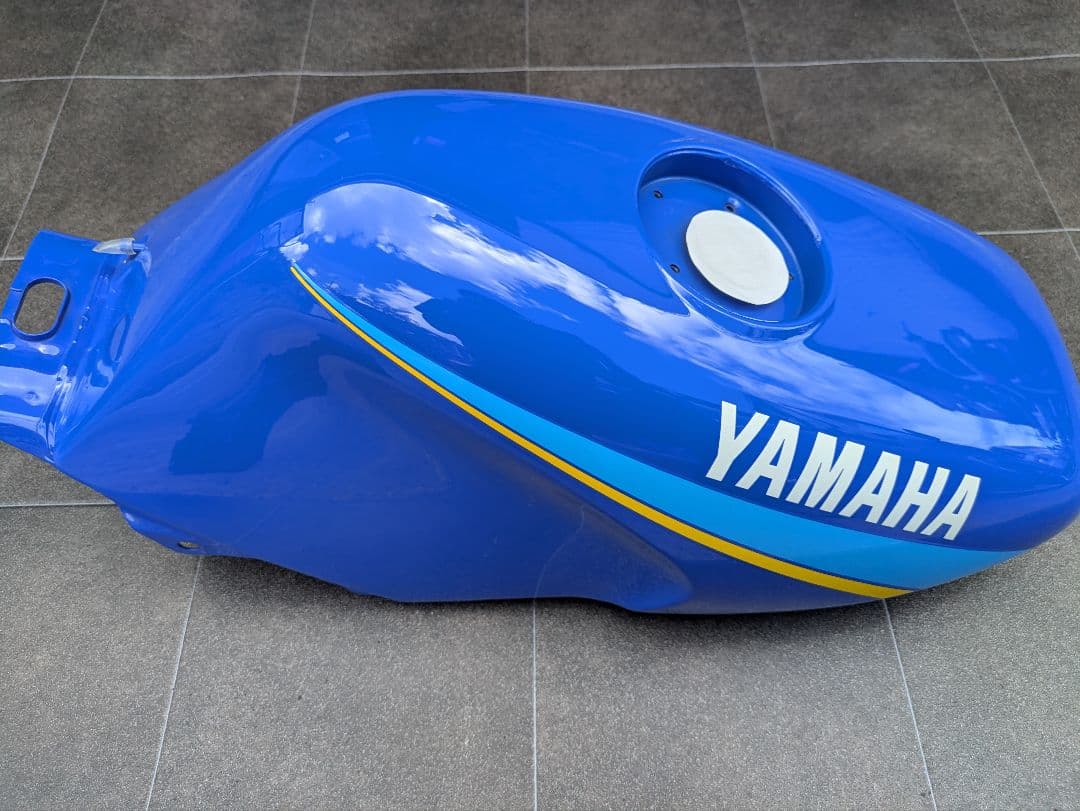 新品未使用　TZR125 タンク