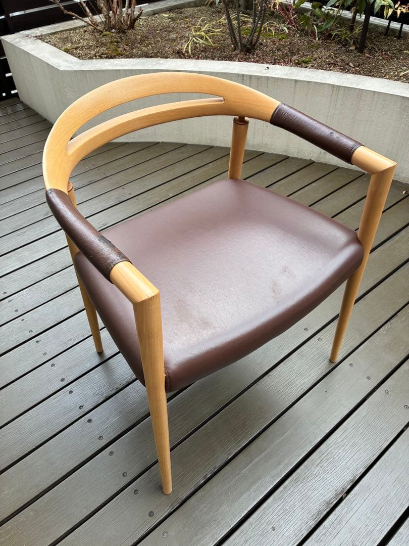 日進木工　ダイニングチェア　SOLA NC-002-B