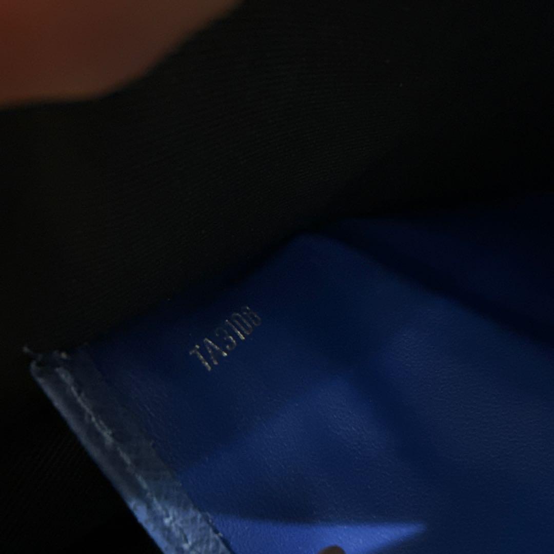 美品★ルイヴィトン　Louis Vuitton ポシェットヴォワヤージュ