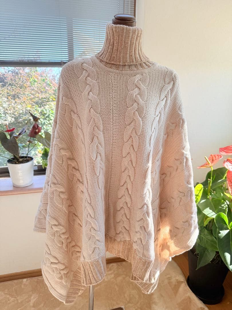 希少・美品　ジョンストンズ　オブ　エルガン ニット ポンチョ　カシミヤ100%