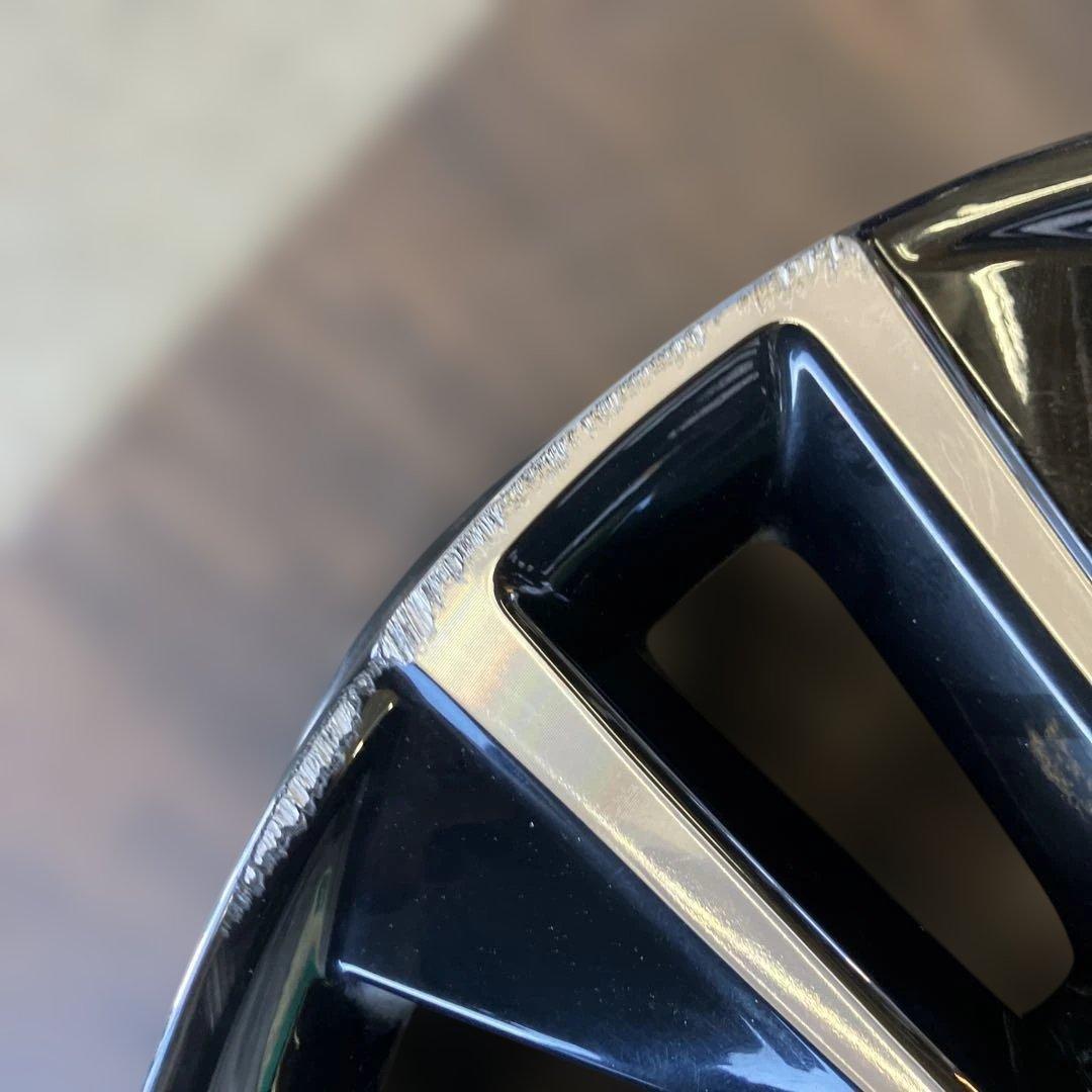 ヴェゼル純正アルミホイール4本セット18インチ