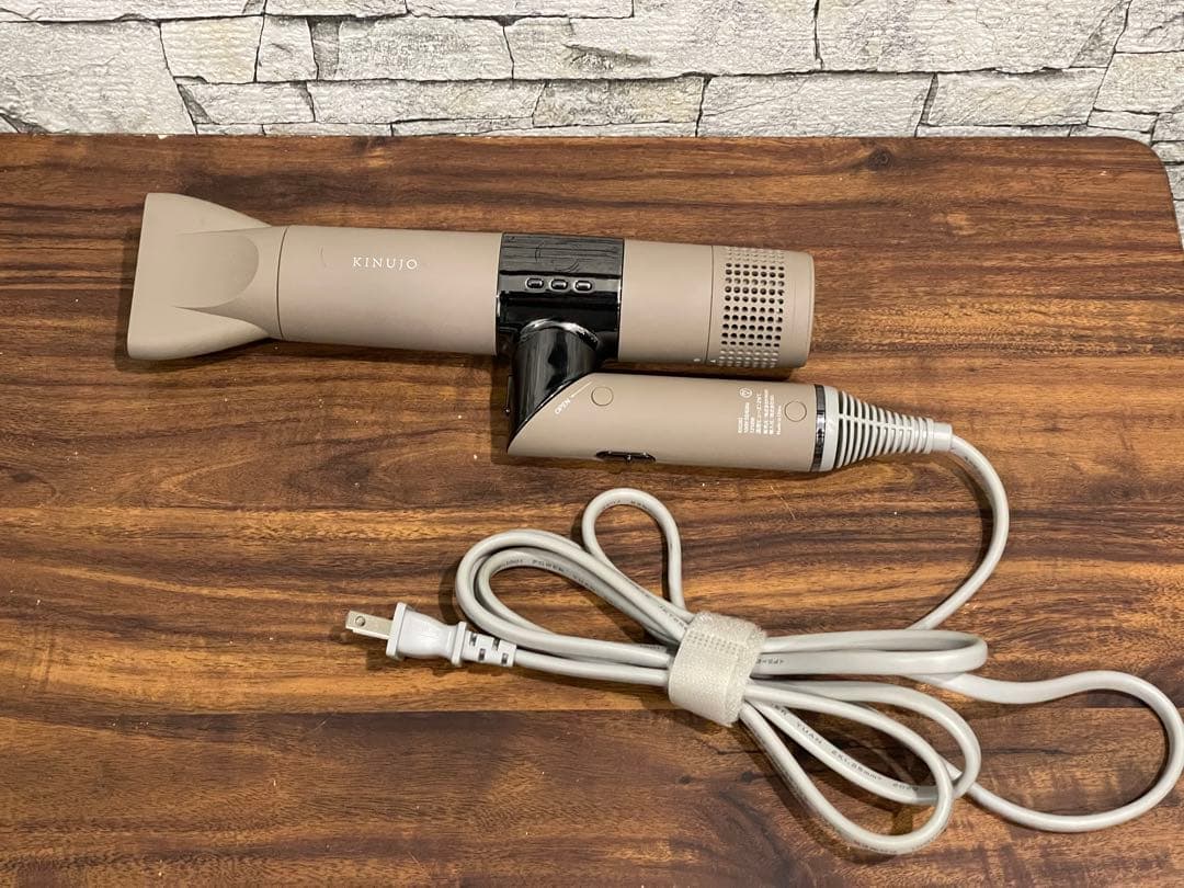 176 新型 絹女 KINUJO ドライヤー 動作確認済み