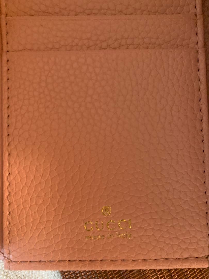 GUCCI 三つ折り財布 ベージュ ピンク