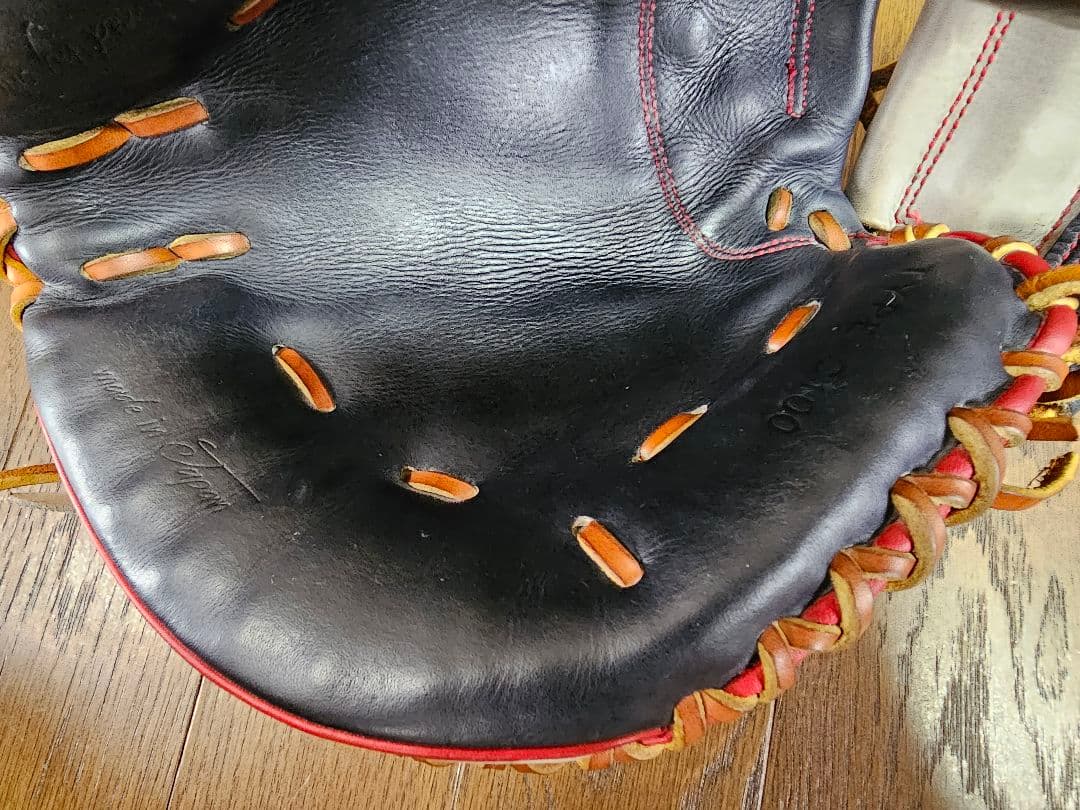 【最終価格】キャッチャーミット　 TYPE-C100　 要　 硬式