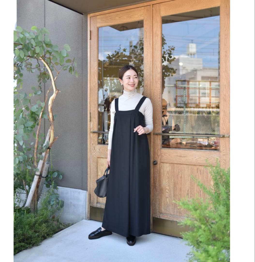 OUR☆しなやか素材のラップ風サロペット