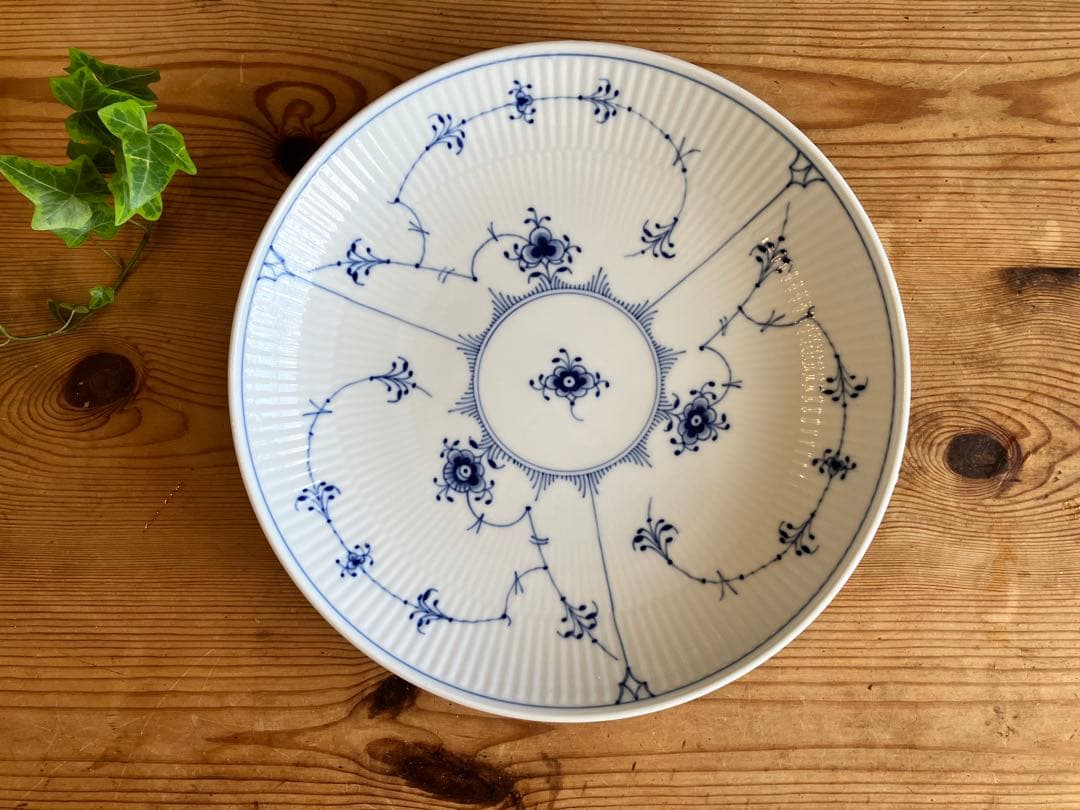 ロイヤルコペンハーゲン　ブルーフルーテッド　25ディーププレート