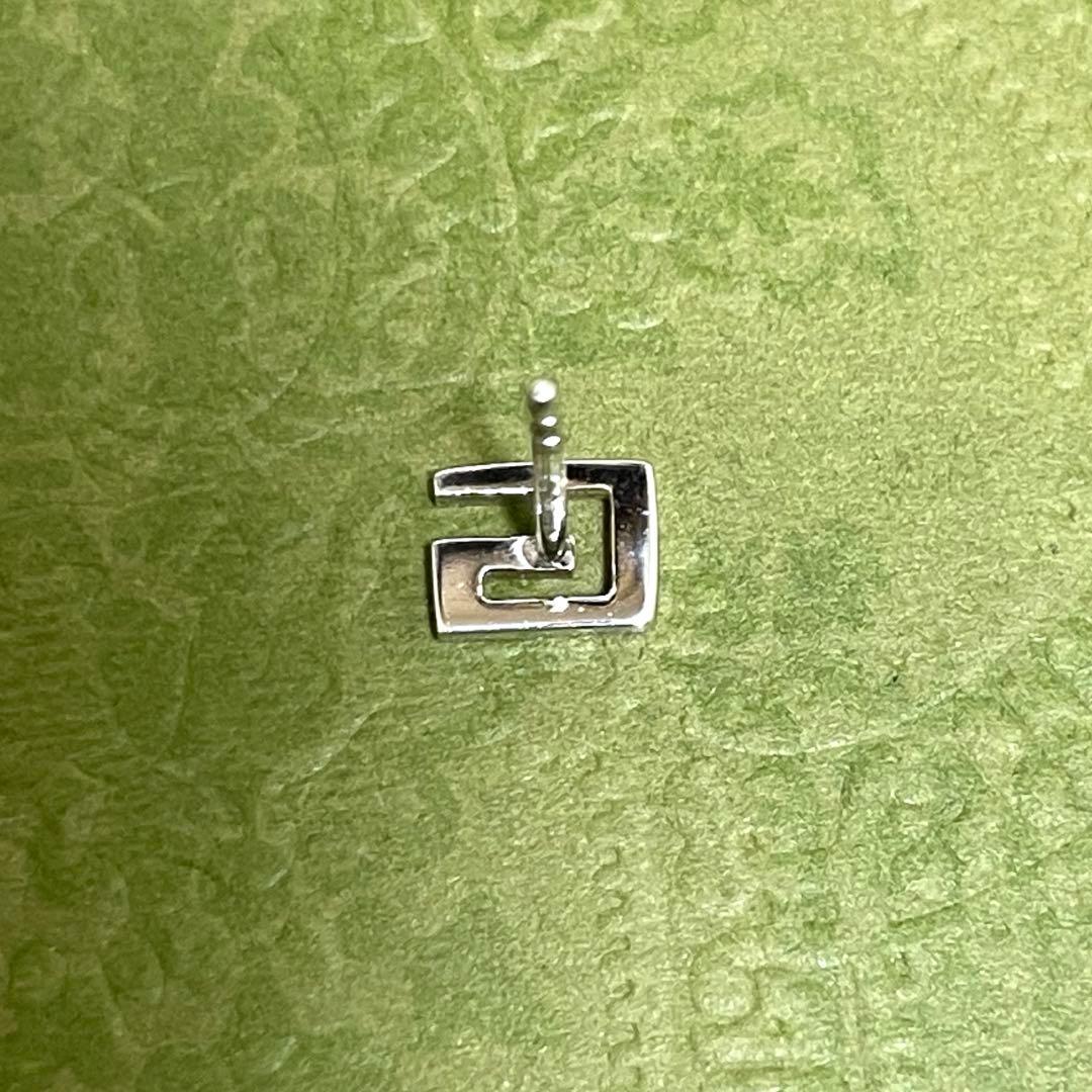 GUCCIグッチ　スクエアGピアス片耳　K18WG Gロゴ　メンズ/レディース