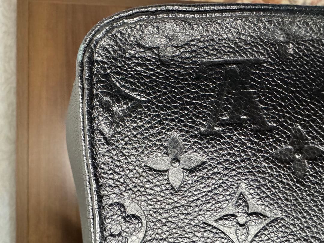 【極美品】ルイヴィトン　オンザゴーGMモノグラムアンプラントノワールM44925