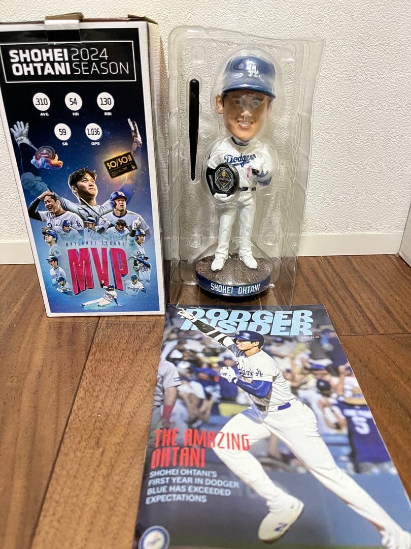 新品　ボブルヘッド人形　大谷翔平　MVP 2025/4/2 球場配布　冊子付き