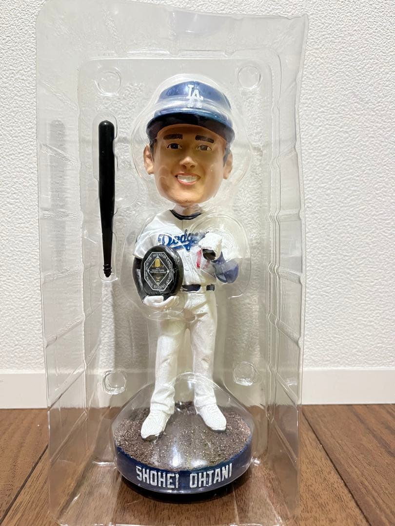 新品　ボブルヘッド人形　大谷翔平　MVP 2025/4/2 球場配布　冊子付き