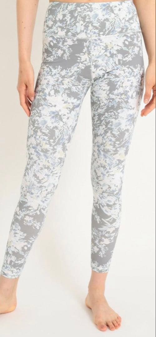 新品スリア・:*+.完売.:+ヴェロニカレギンス　M ヨガパンツ　ティラピス