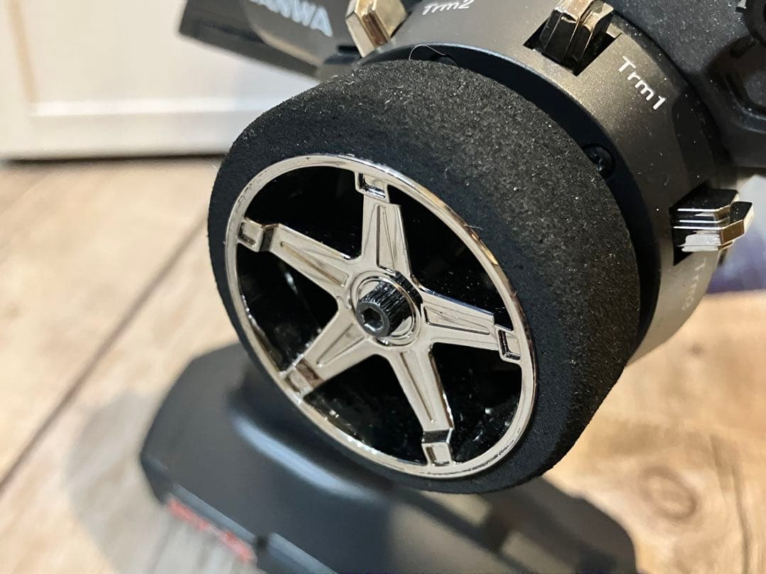 SANWA MT-5 リポバッテリー付属